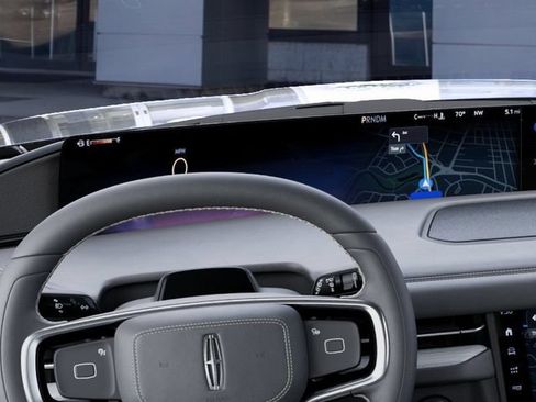 New 2027 Lincoln Navigator Premiere AWD/4WD image 14