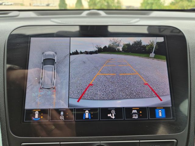 Used 2023 Chevrolet Equinox RS w/ RS Leather Package FWD image 25