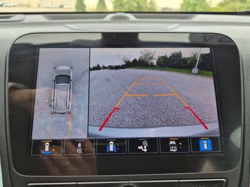 Used 2023 Chevrolet Equinox RS w/ RS Leather Package FWD image 25