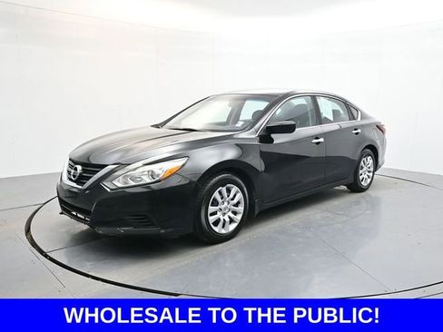 Used 2016 Nissan Altima 2.5 S w/ Power Driver Seat Package image 3