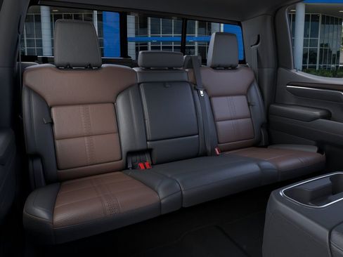 New 2026 Chevrolet Silverado 1500 High Country AWD/4WD image 17