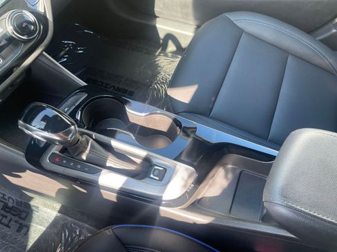 Used 2025 Buick Envista Sport Touring image 41