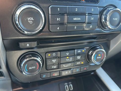 Used 2016 Ford F150 Lariat AWD/4WD image 17