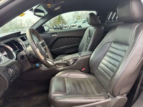 Used 2011 Ford Mustang GT Premium w/ GT Coupe Accessory Pkg 5 image 13