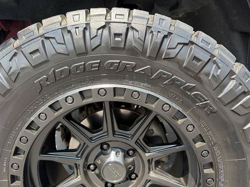 Used 2014 Jeep Wrangler Sport w/ 32" Tire & Wheel Group AWD/4WD image 10