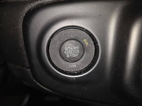 Used 2022 Jeep Wrangler Unlimited Rubicon 4xe w/ Cold Weather Group AWD/4WD image 20
