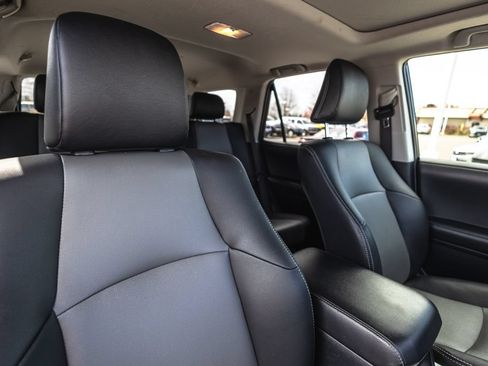 Used 2024 Toyota 4Runner SR5 Premium w/ Moonroof Package AWD/4WD image 31
