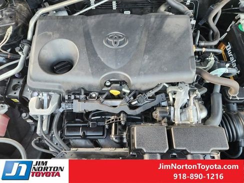 Used 2020 Toyota RAV4 LE image 31