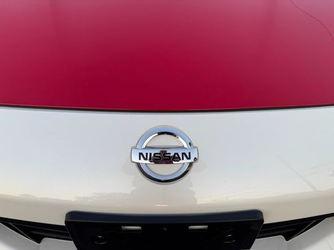 Used 2020 Nissan 370Z Coupe RWD image 20