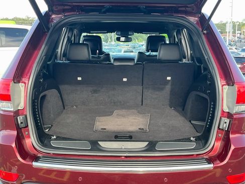 Used 2019 Jeep Grand Cherokee Limited w/ Trailer Tow Group IV AWD/4WD image 25