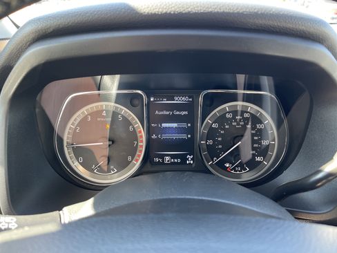 Used 2018 Nissan Titan PRO-4X AWD/4WD image 15