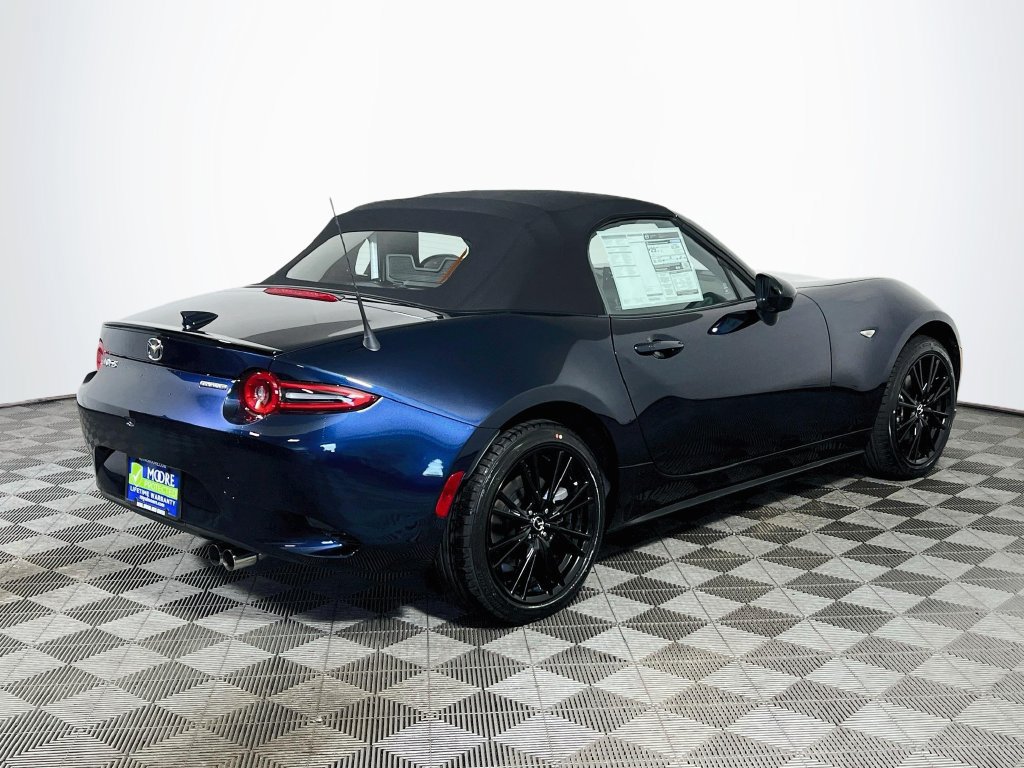 New 2026 MAZDA MX-5 Miata Club w/ Interior Package RWD image 7
