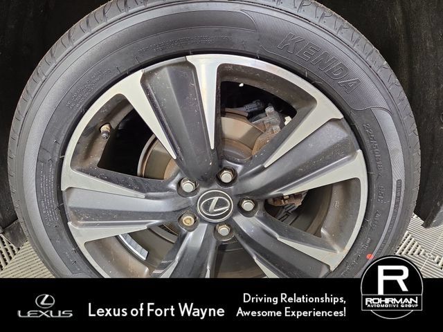 Used 2022 Lexus UX 200 w/ Accessory Package (Z2) FWD image 11