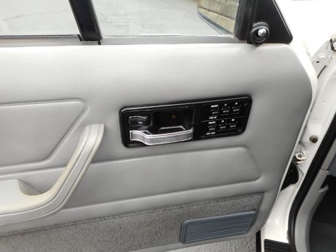 Used 1996 Jeep Cherokee 4WD 4-Door image 18