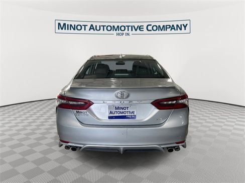Used 2023 Toyota Camry XSE image 7