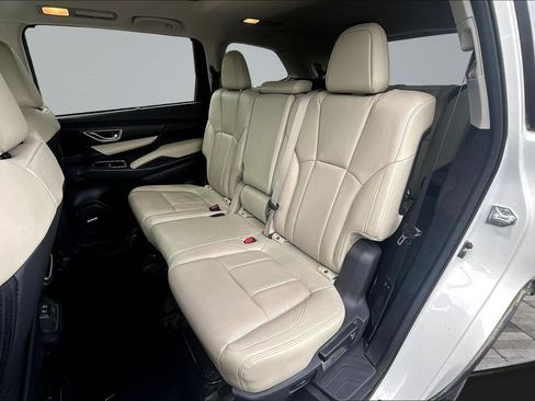 Used 2022 Subaru Ascent Limited w/ Technology Package AWD/4WD image 20