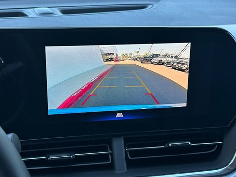 New 2026 Chevrolet Trax LT FWD image 19