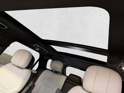 Used 2024 Land Rover Range Rover Sport Dynamic SE image 13