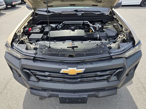 Used 2023 Chevrolet Colorado W/T RWD image 19