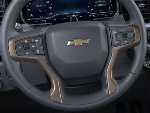 New 2026 Chevrolet Silverado 1500 High Country w/ High Country Premium Package AWD/4WD image 19