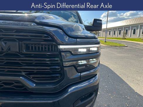 Used 2025 RAM 2500 Laramie w/ Night Edition image 21