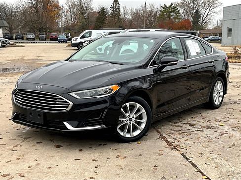 Used 2019 Ford Fusion SEL image 7