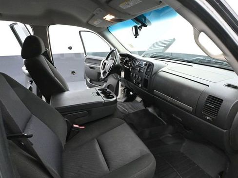 Used 2010 Chevrolet Silverado 2500 LT image 40