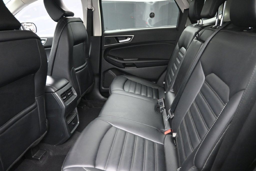 Used 2024 Ford Edge SEL AWD/4WD image 12