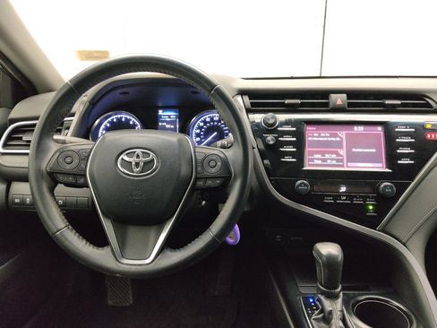 Used 2018 Toyota Camry SE image 22