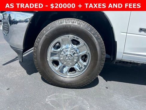Used 2022 RAM 2500 Tradesman w/ Chrome Appearance Group RWD image 7