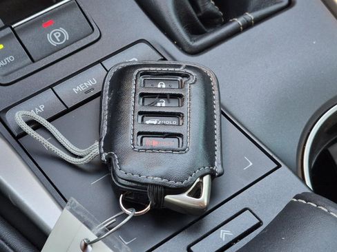 Used 2018 Lexus NX 300 FWD image 35