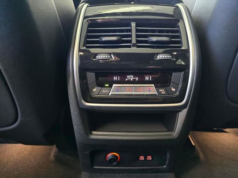 Used 2025 BMW X5 xDrive50e image 36