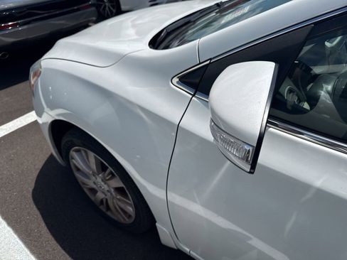 Used 2015 Nissan Sentra SL w/ Navigation Package image 8