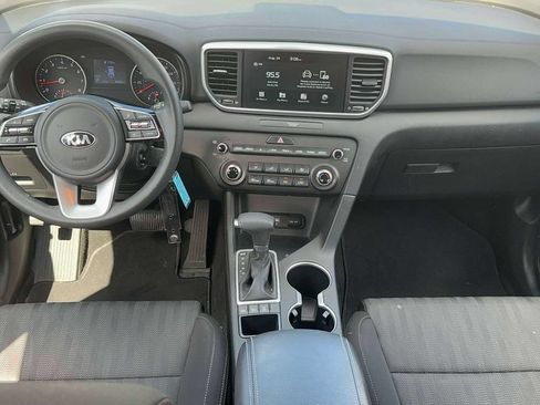 Used 2021 Kia Sportage LX AWD/4WD image 10