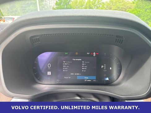 Certified 2023 Volvo XC60 B5 Plus w/ Protection Package Premier image 21