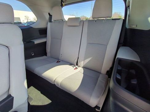 Certified 2026 Toyota Grand Highlander FWD image 15