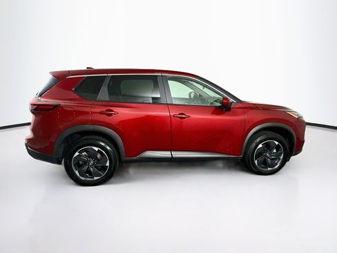 Used 2025 Nissan Rogue SV AWD/4WD image 10