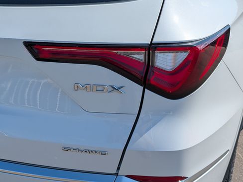 Used 2022 Acura MDX SH-AWD w/ Advance Package image 17