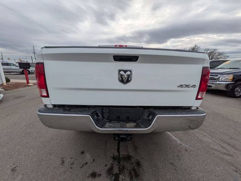 Used 2016 RAM 2500 Tradesman w/ Chrome Appearance Group AWD/4WD image 6