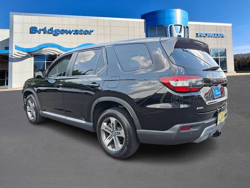 Used 2023 Honda Pilot EX-L image 4