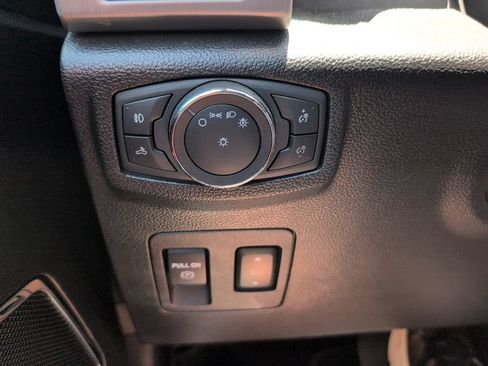 Certified 2019 Ford F150 Platinum w/ Equipment Group 701A Luxury AWD/4WD image 26