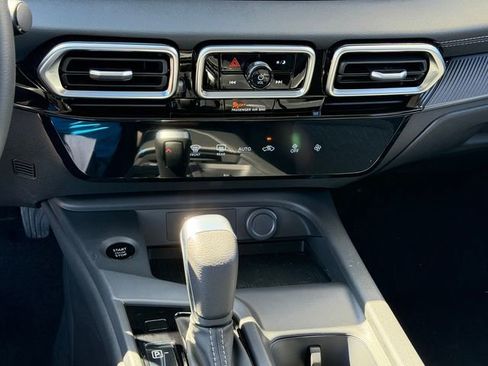 New 2026 Nissan Sentra SV FWD image 17