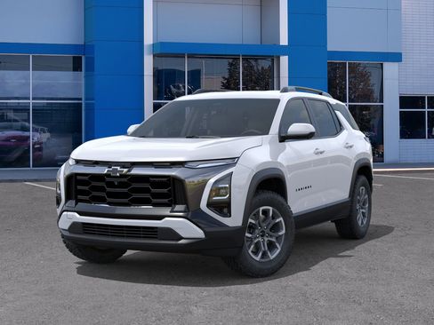 New 2026 Chevrolet Equinox ACTIV AWD/4WD image 6
