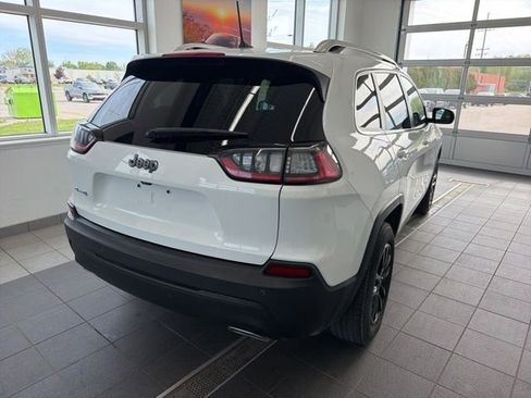 Used 2020 Jeep Cherokee Latitude Lux w/ Comfort/Convenience Group AWD/4WD image 5