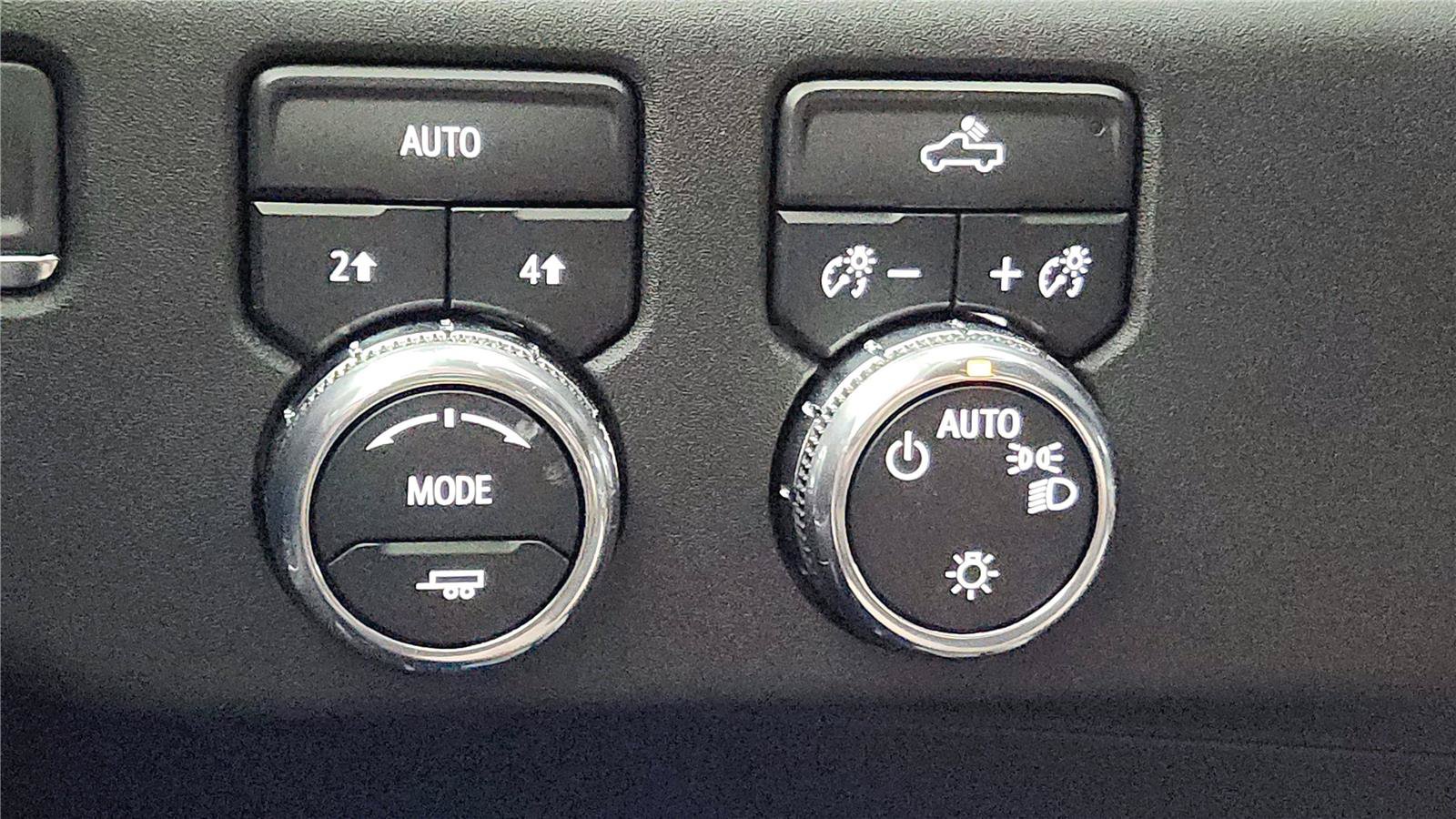 New 2026 GMC Sierra 1500 SLE AWD/4WD image 40