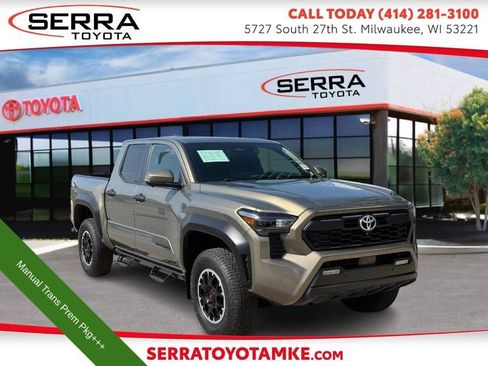 Used 2024 Toyota Tacoma TRD Off-Road AWD/4WD image 1