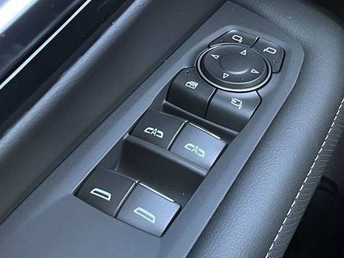 New 2026 Chevrolet Suburban Premier w/ Sun And Tow Package AWD/4WD image 13