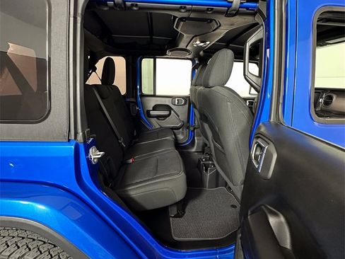Used 2021 Jeep Wrangler Unlimited Sport image 5