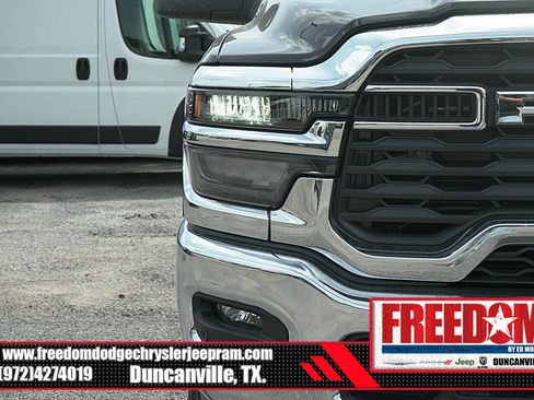 New 2025 RAM 2500 Tradesman image 40