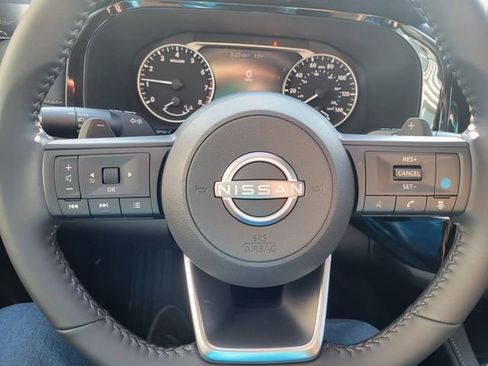 New 2025 Nissan Pathfinder SV image 19